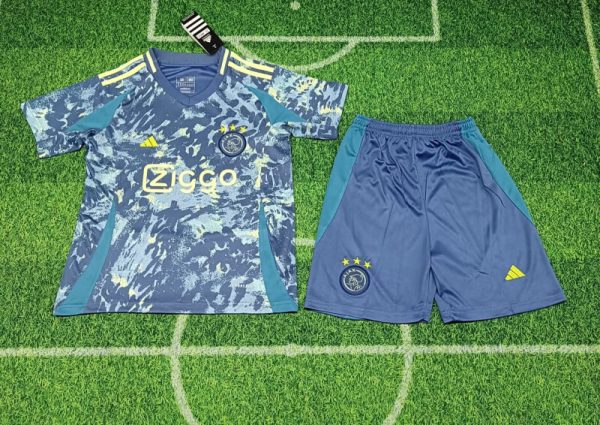 Ajax 24-25 away kids kit