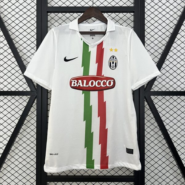 Juventus 10-11 Away retro jersey